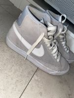 Nike Blazer GREY WHITE Hessen - Hofheim am Taunus Vorschau