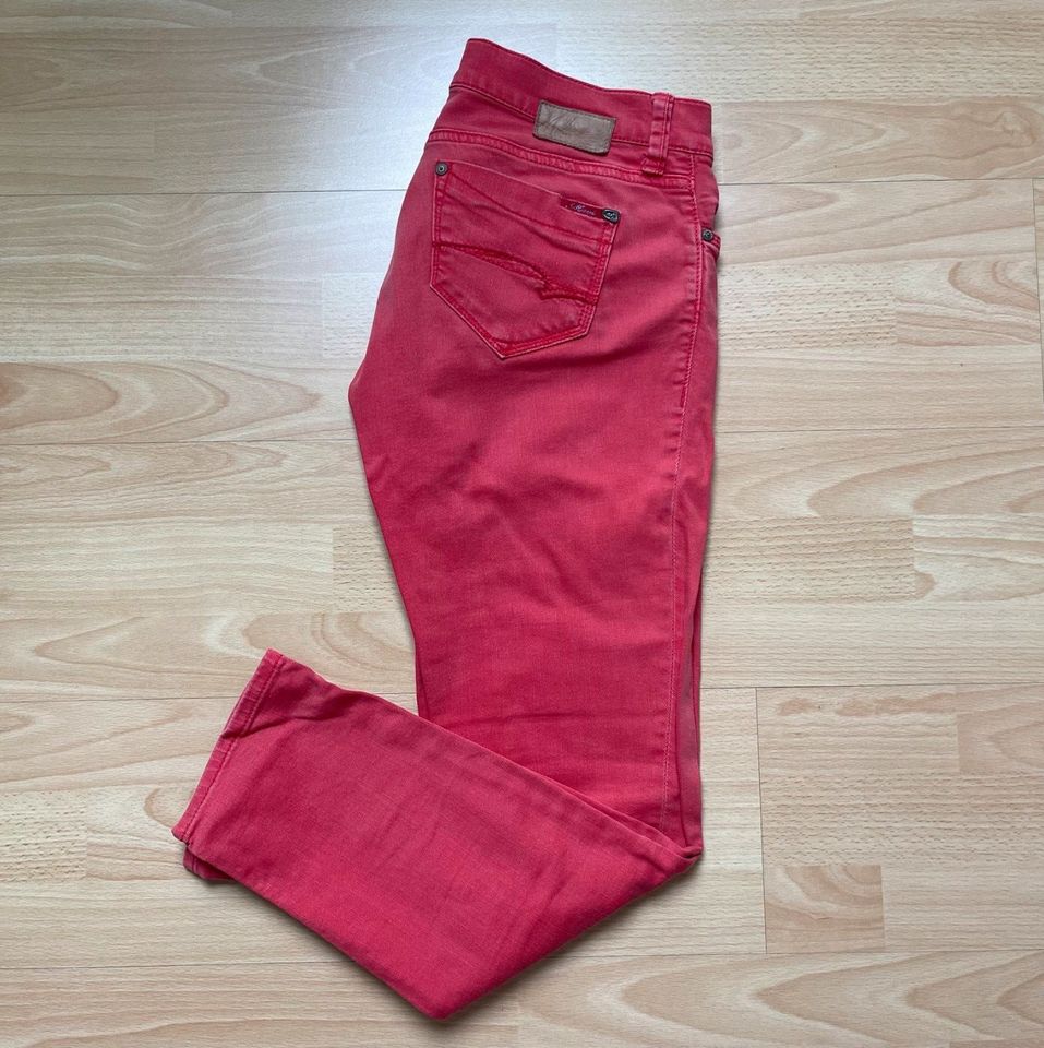 MAVI Damen Jeans Gr 36 flamingo rot skinny low rise Beatrix top in Essen