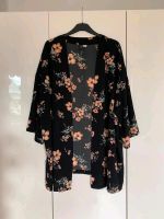 Neuwertig:H&M DIVIDED SOMMERJACKE/Gr.52-54/Bluse Berlin - Hellersdorf Vorschau