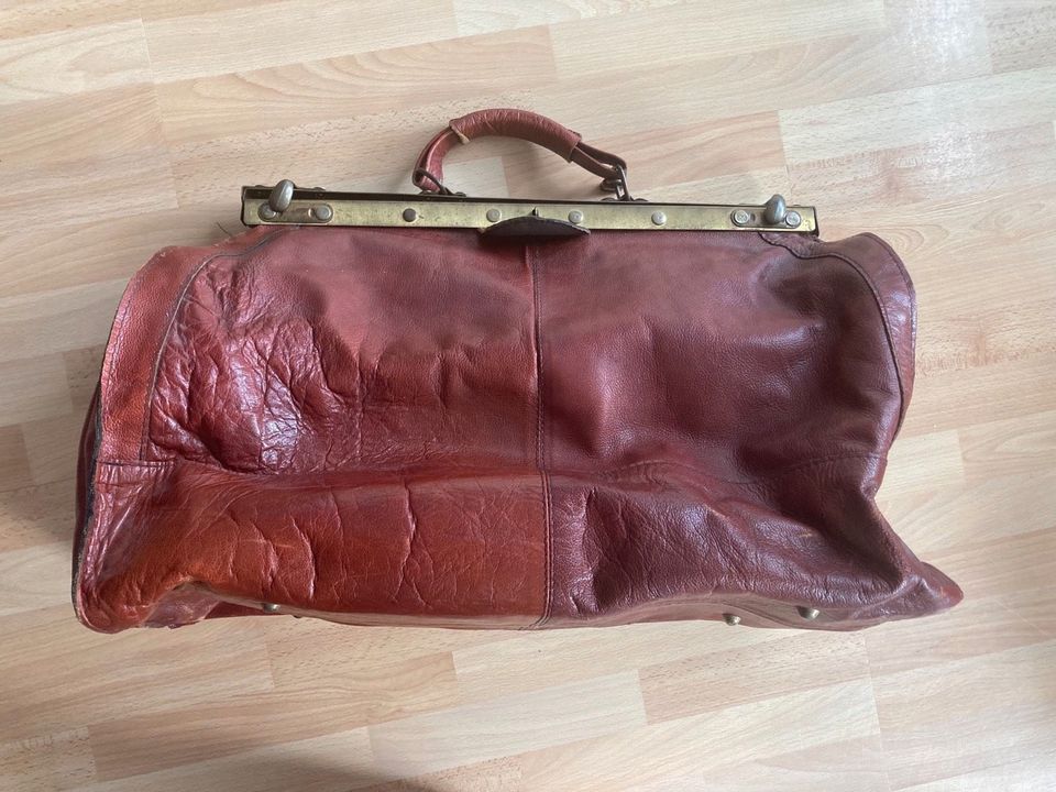 Antike Arzttasche Weekender Reisetasche Leder Vintage in Düsseldorf