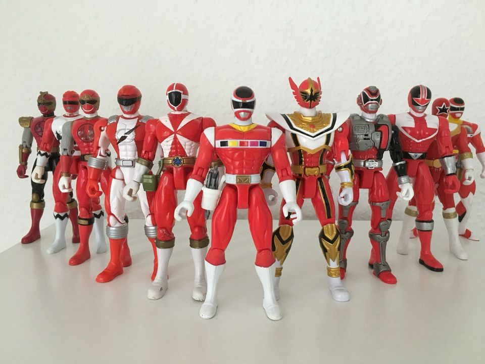 Power Rangers Figuren Sammlung in Essen