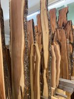 Holzbretter Eichebretter Tisch Waschtisch Regale Apfel Zwetschge Baden-Württemberg - Haiterbach Vorschau