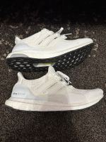 Adidas Ultra Boost Tripple White 1.0 Key City Pack EU 42 2/3 Nordrhein-Westfalen - Siegen Vorschau