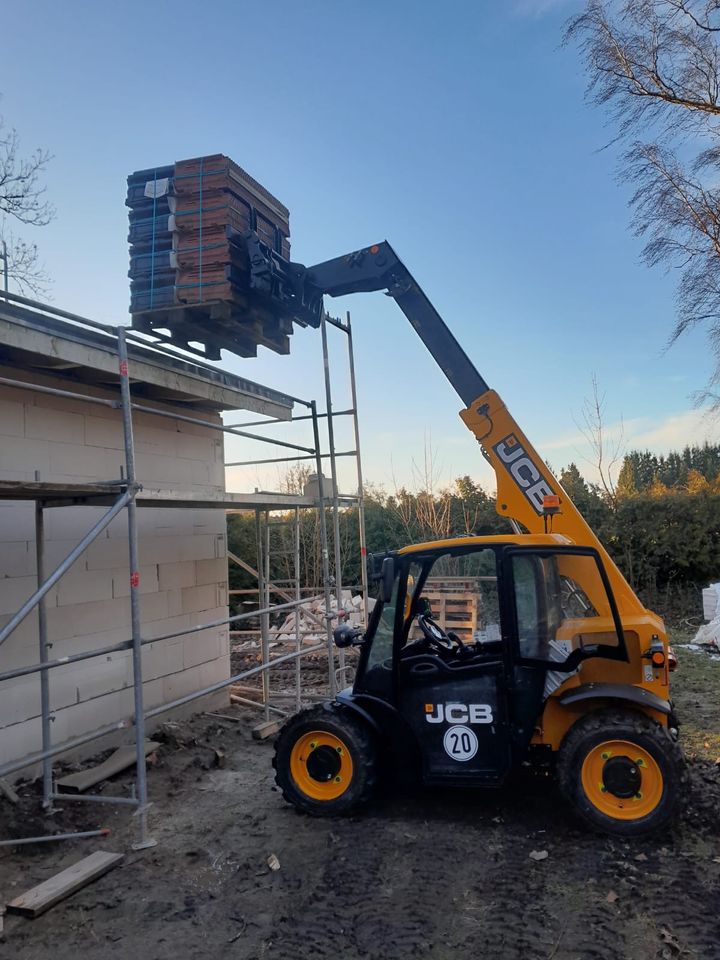 Vermiete Jcb 514-40 Teleskoplader Manitou Radlader in Wesenberg