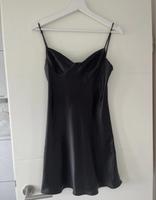 Kurzes Schwarzes Kleid von Zara / Minikleid Nordrhein-Westfalen - Unna Vorschau