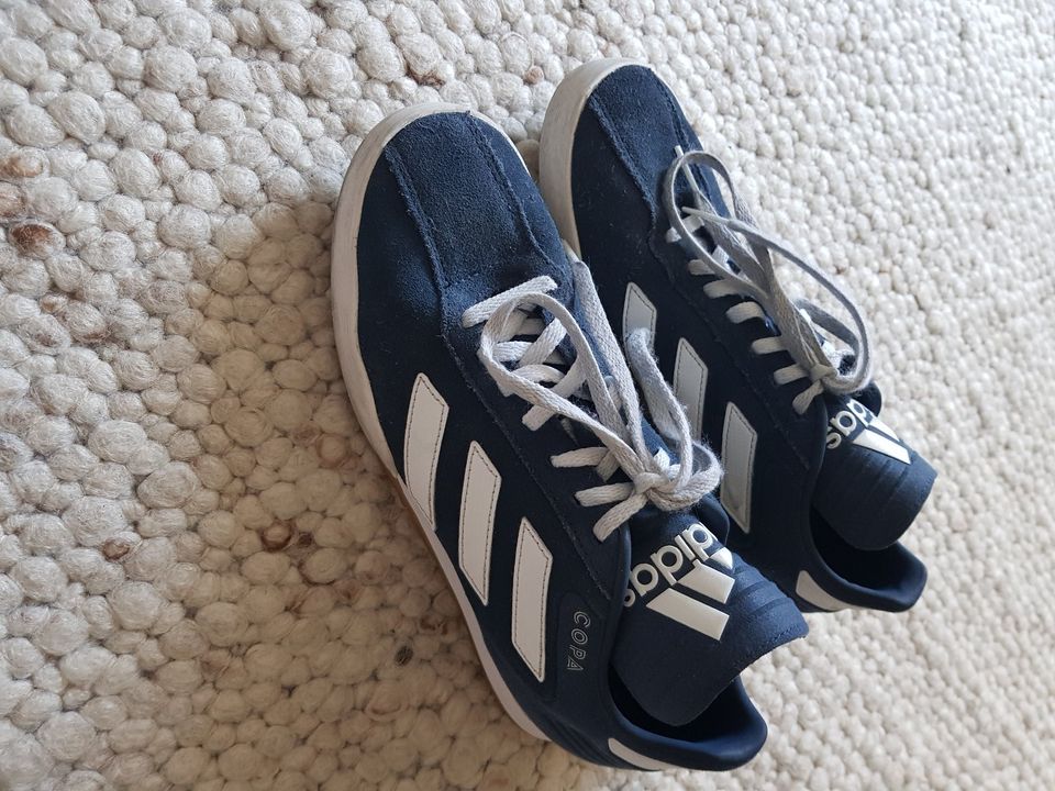 Sportschuhe Adidas Copa blau Gr. 38/39 in Baden-Württemberg - Karlsruhe |  eBay Kleinanzeigen ist jetzt Kleinanzeigen