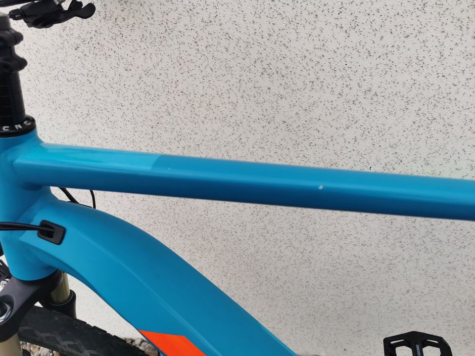 Cube E-bike Cross Hybride Race 500 Allroad blue´n´orange 62cm in Olching