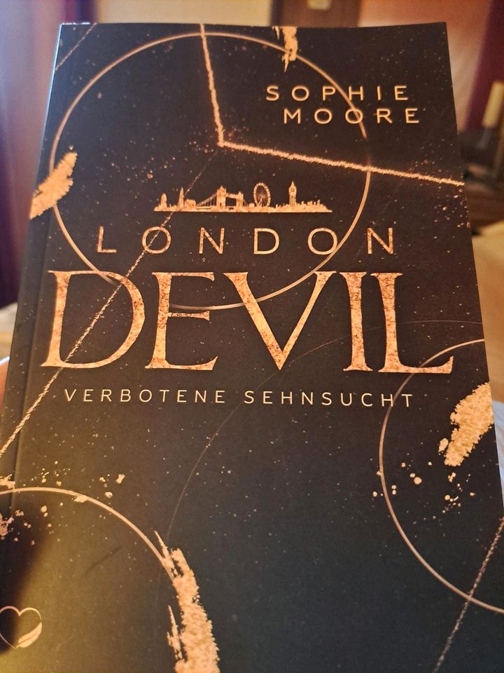 London Devil Verbotene Sehnsucht, Buch von Sophie Moore in Übach-Palenberg