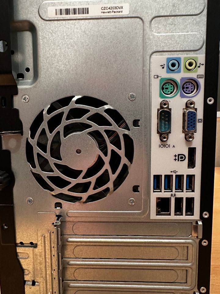 HP Compaq Pro 6305-Microtower-Business-PC mit SSD in Ehrenkirchen