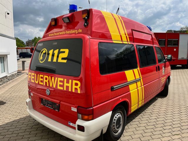 Volkswagen T4 2.5 TDI lang Klima v+h , ZV, Büro, Camper in Plauen