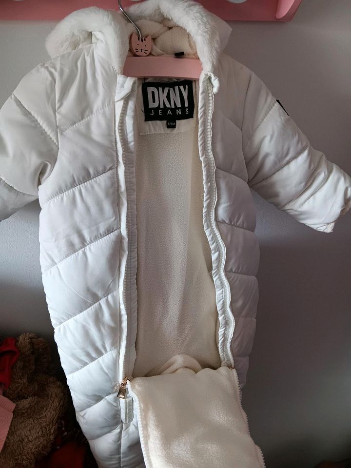 Baby Schneeanzug Größe 74 DKNY Jeans Weiß in Dortmund