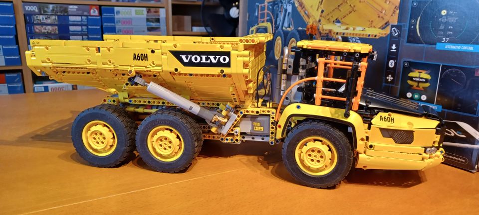 VOLVO Dumper Lego Technic 42114 in Straubing