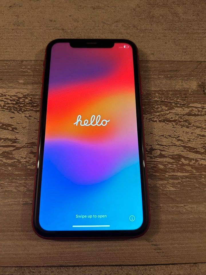 iPhone XR 64 GB RED in Dresden