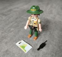 ℹ️ Playmobil Oambati Figur Wild Life Tierpfleger Safari Ranger Duisburg - Meiderich/Beeck Vorschau