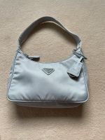 Prada Mini Tasche Re-Edition 2000 aus Nylon hellblau Bayern - Bayreuth Vorschau