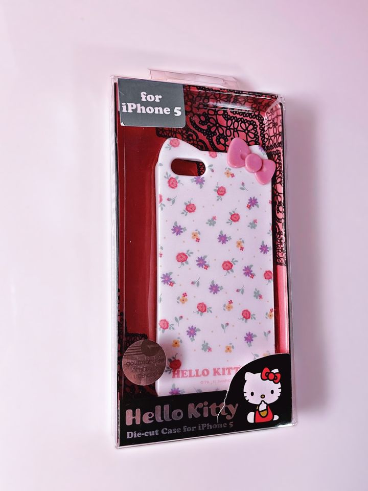 Sanrio Hello Kitty iPhone 5 Handyhülle Kawaii NEU/Ovp in Berlin