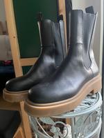 Derbe Chelsea Boots Schlupf Stiefel Neu ungetragen Gr. 40 Berlin - Neukölln Vorschau
