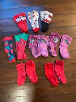 13 Paar Socken Gr.23-26 Hello Kitty , Dedoles  zus. 4,50€ Niedersachsen - Bohmte Vorschau