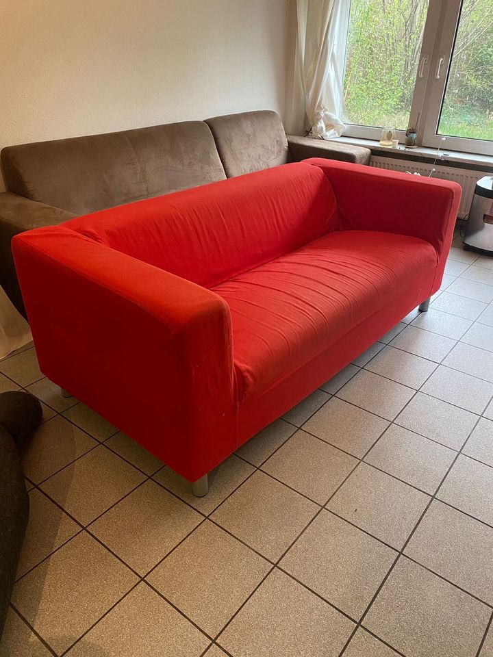 Rotes Sofa zu verschenken in Hannover
