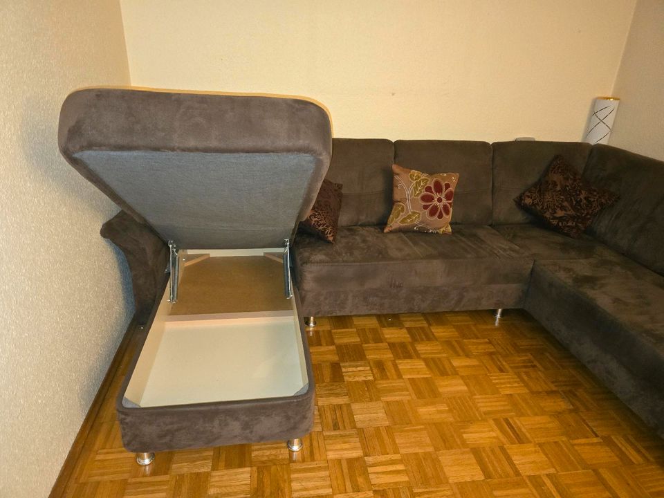 Couch Garnitur Wohnlandschaft in Düsseldorf