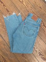 Levi’s 501 mit offenem Saum Altona - Hamburg Ottensen Vorschau