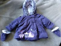 Winterjacke Jacke kuschelig lila C&A Babyclub Gr. 68 Handschuhe Niedersachsen - Friesoythe Vorschau