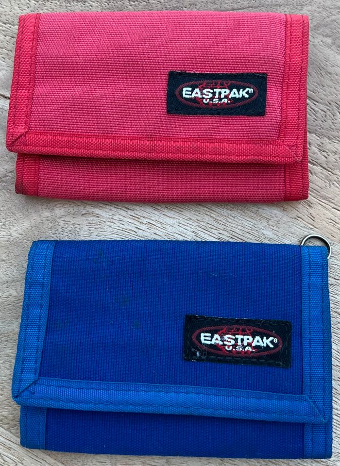 Eastpak Portemonnaie blau & rot in Niedersachsen - Emden | eBay  Kleinanzeigen ist jetzt Kleinanzeigen
