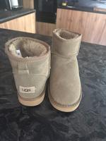Schöne UGG  classic mini ll boots München - Ramersdorf-Perlach Vorschau