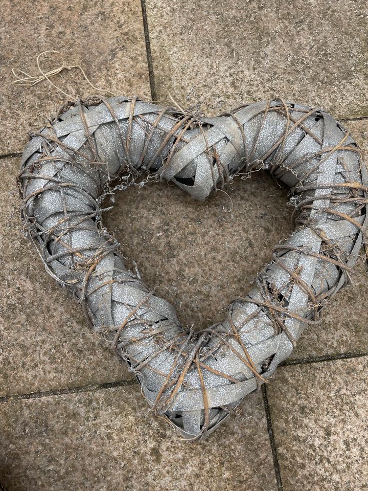 Türkranz Holz-Herz mit Schimmer in Heide