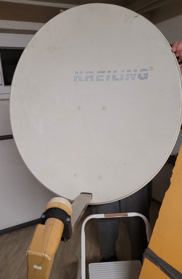 Satellitenschüssel "Kreiling" in Donauwörth