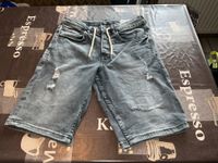 Jeans kurz Bermuda grau Primark Gr. 32 Slim Sachsen - Bernsbach  Vorschau