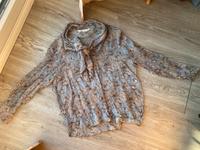 Zara Bluse mit Blumen und Schleife Vintage Boho hellblau grau Schleswig-Holstein - Wendtorf Vorschau