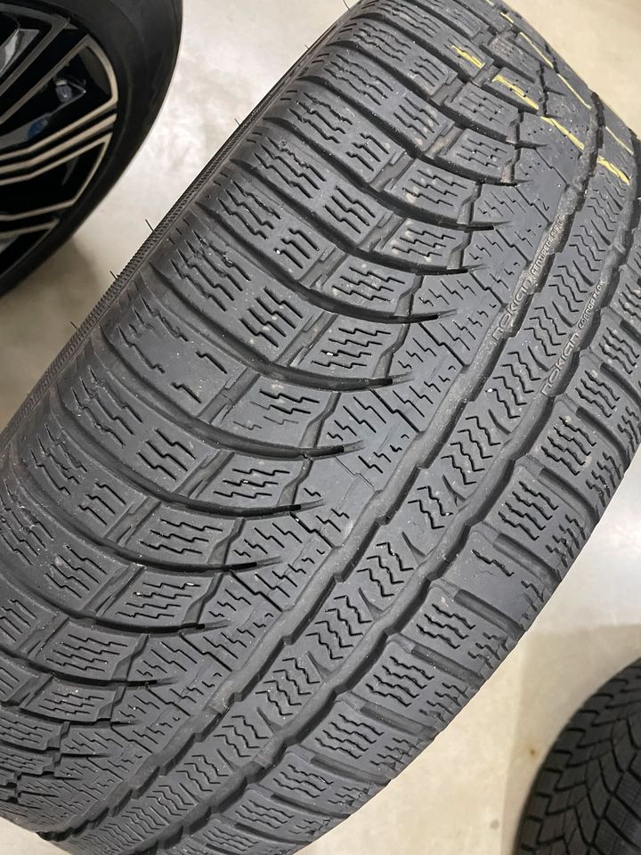 Originale Volvo V60 S60 Winterreifen Räder 235/45 R18 Zoll RDKS in Oberhonnefeld-Gierend