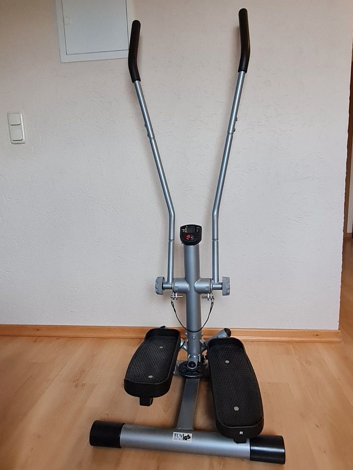 Stepper Heimtrainer Fitnessgerät Sportgerät in Bielefeld