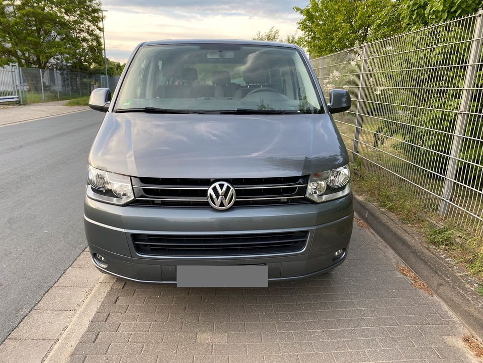 Volkswagen T5 in Gifhorn