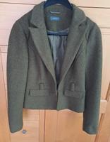 Schöne kurze Jacke/ Blazer mit Wolle Gr. XS grün Stuttgart - Feuerbach Vorschau