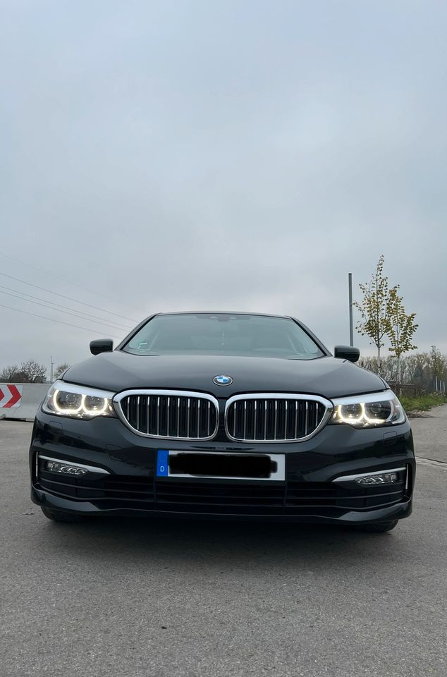 BMW 530I G30 *LUXURY LINE* in Neusäß