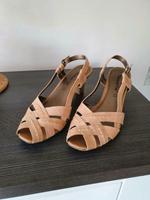 Sandalen von Tamaris *neuwertig* Schleswig-Holstein - Osdorf Vorschau