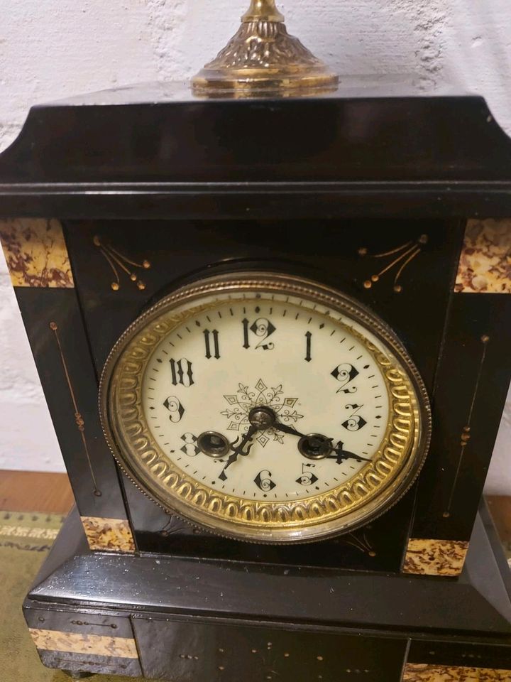 Antik Marmor Uhr Kaminuhr Tischuhr Top Zustand in Hamburg