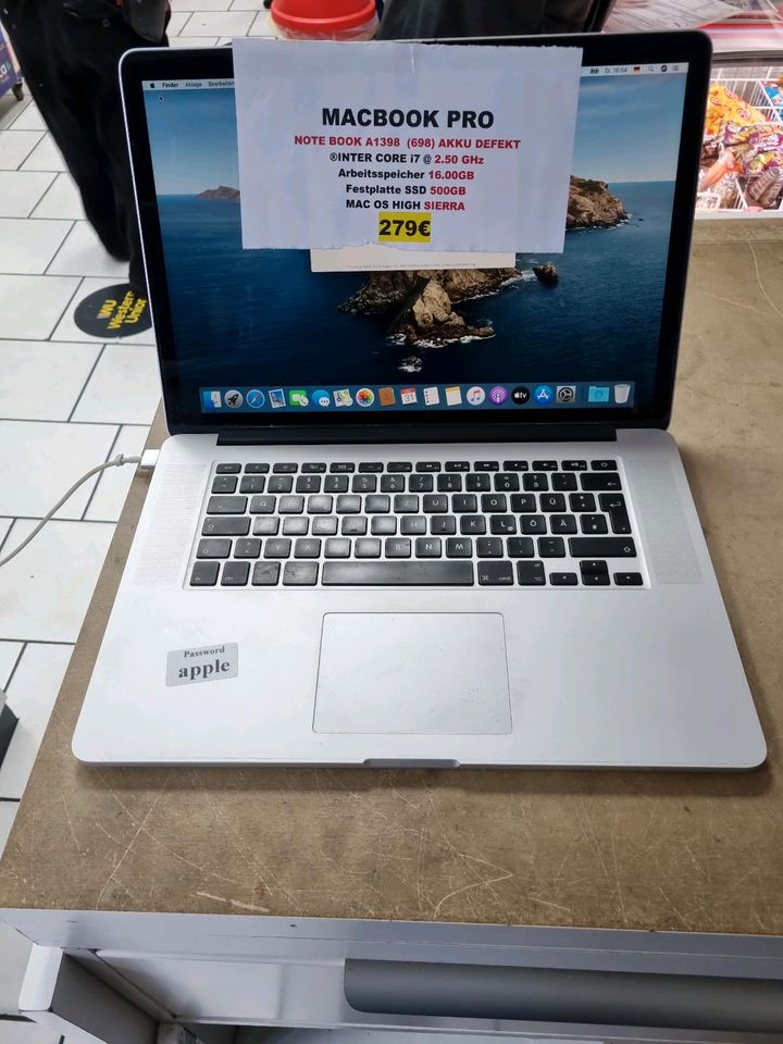 Macbook Pro 15zoll A1398 Akku Defekt i7 2.5Ghz 16GB Ram 512GB SSD in Braunschweig