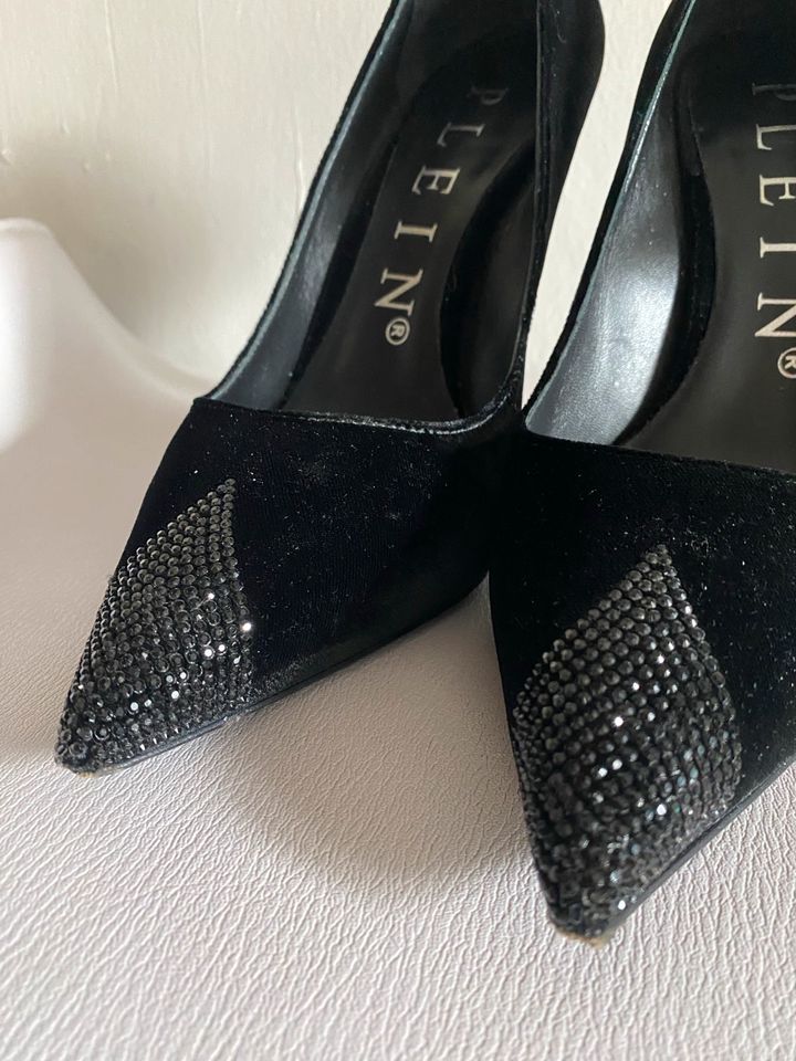 Original Philipp Plein Skull Samt High Heels Gr.38 Strass 1190,- in Düsseldorf