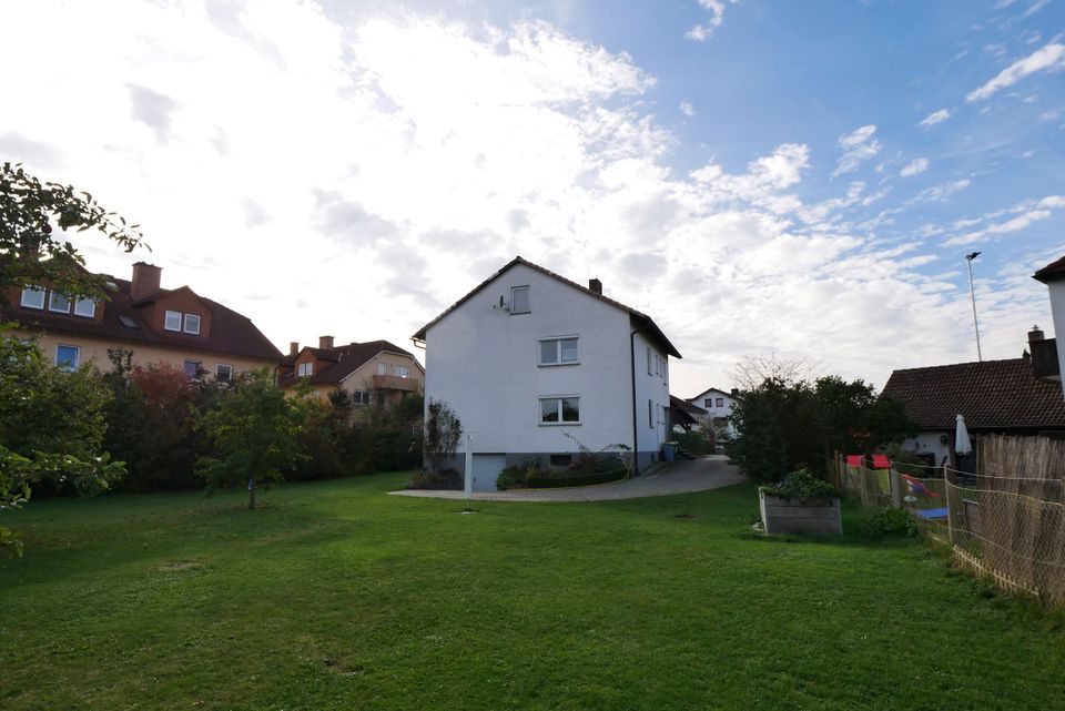 Großzügiges Wohnhaus mit riesigem Grundstück in toller Lage in Lautertal