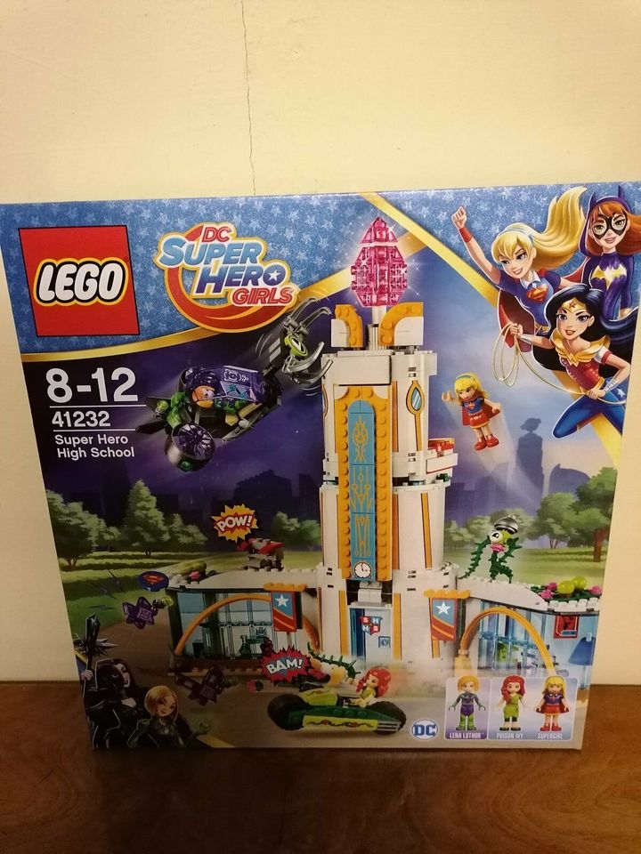 Lego 41232 DC Super Hero Girls Highschool - NEU OVP in Rüdesheim am Rhein