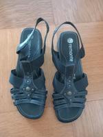 Remonte Sandalen Pantoletten Gr 37 Leder wie neu Hessen - Alsfeld Vorschau