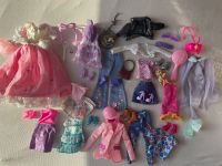 Barbie Puppe Kleidung Set Outfit Zubehör Kleid Konvolut Nordrhein-Westfalen - Weilerswist Vorschau