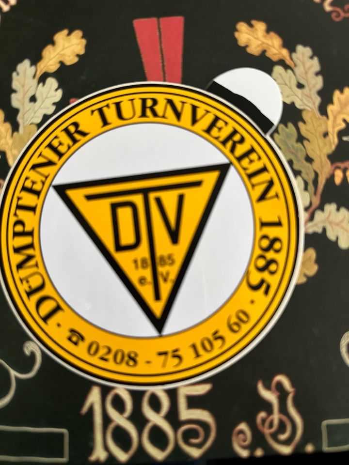 Mülheim 100 Jahre Dümptener Turnverein 1885 - 1985 mit Aufkleber in Mülheim (Ruhr)