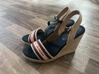 Tommy Hilfiger Plateau Sandalen Gr. 39/40 Bayern - Speichersdorf Vorschau