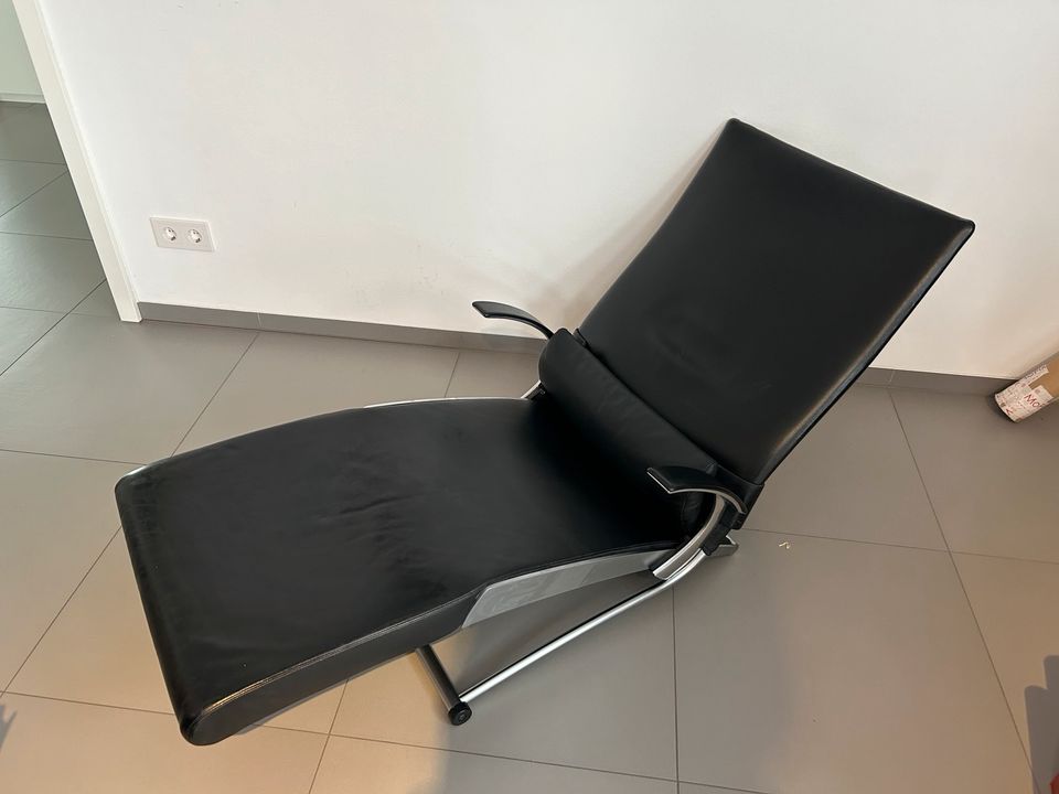 Designklassiker Interprofil X-Chair - Liege aus Leder in Ditzingen