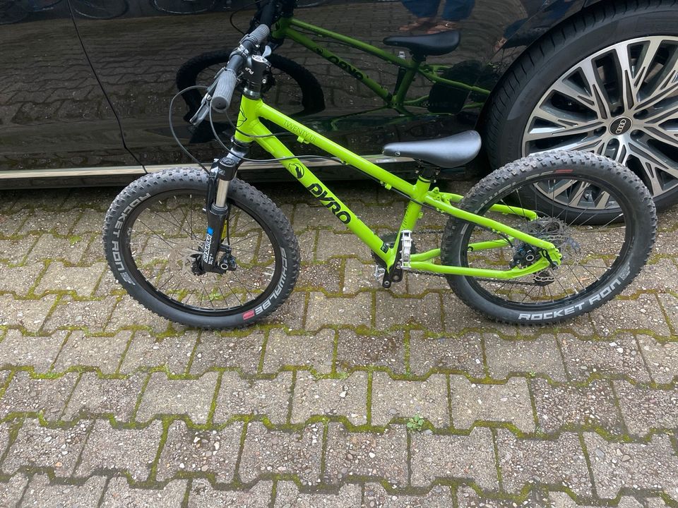 Pyro TWENTY UL mit vielen Extras Fahrrad Mountainbike in Köln