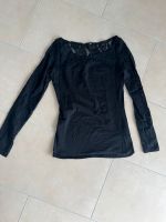 H&M Shirt Longsleeve Langarmshirt Spitze schwarz XS Hessen - Oberursel (Taunus) Vorschau